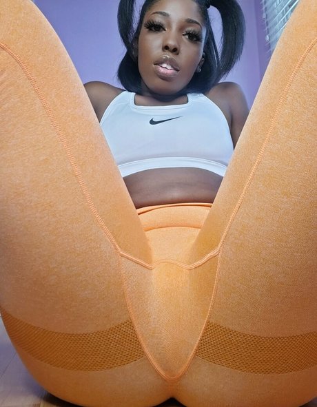 mirascarlett model sexy pics