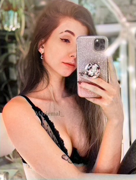 basostream model nude archive