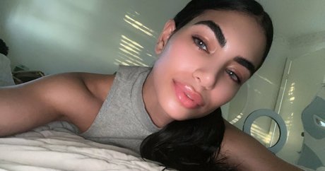 vioti exclusive pornstar pic