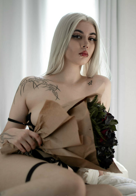 glrluiza art pornstar gallery