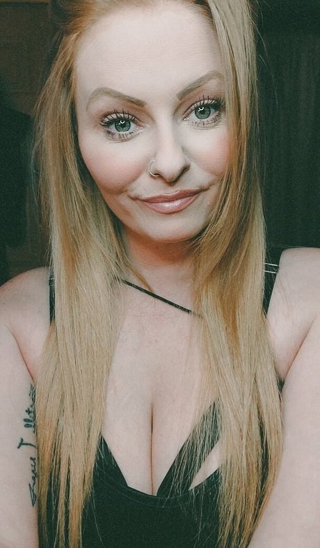 temptressqueen1 pornstar nice photos