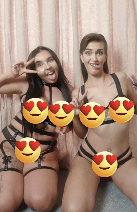 tashag18 star nudes img