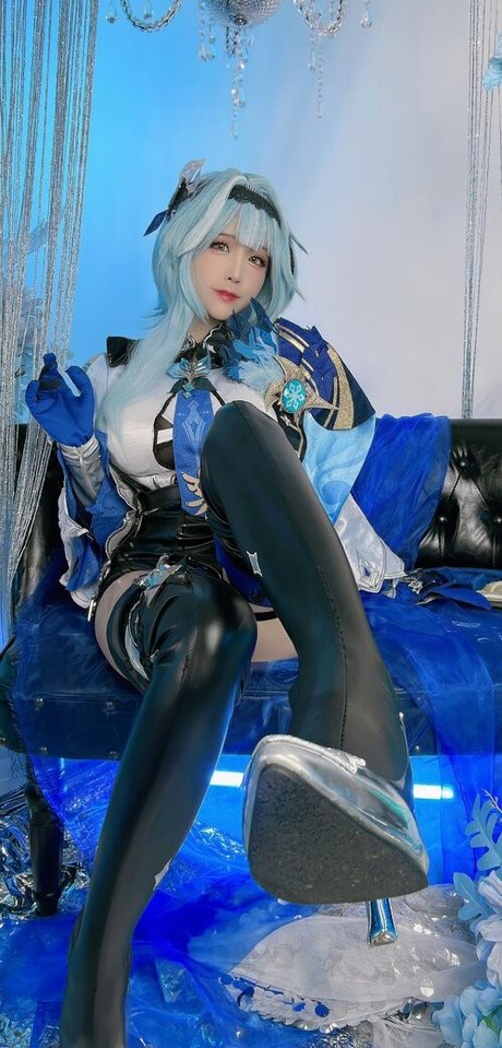 Mikomikoww naked model archive