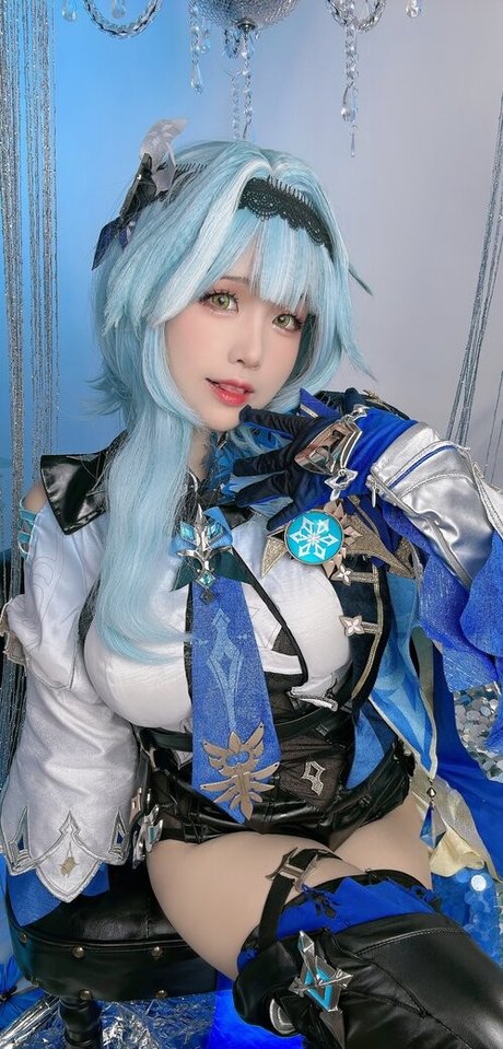 Mikomikoww model perfect photo