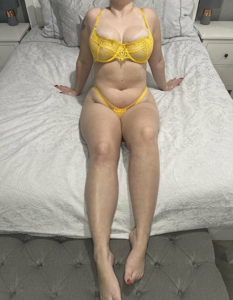mombodrosie model xxx photo