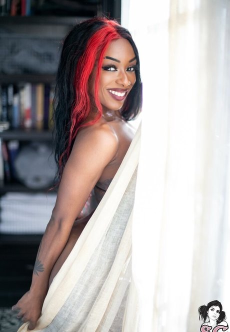 Tessartiste pornstar erotic images