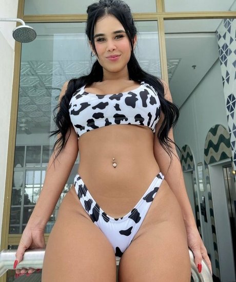 black hair onlyfans nice photo