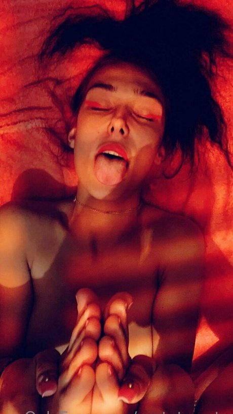 gretatwenty pornstar beautiful pic
