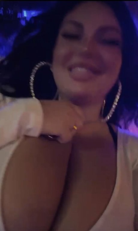 Mila Pink porn star photos