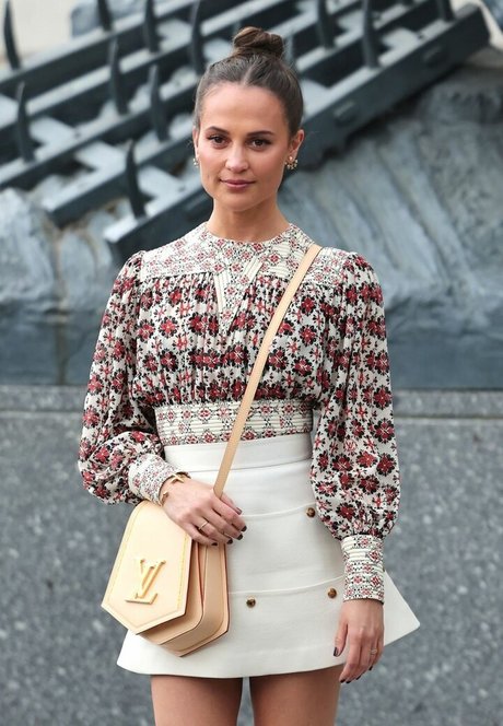 Alicia Vikander nude pornstar galleries