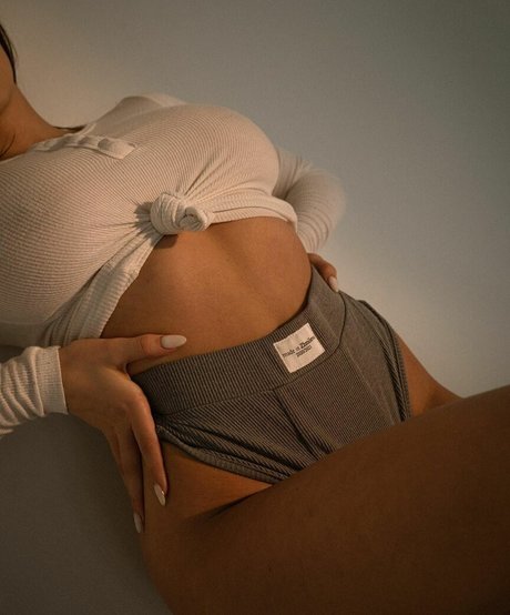 Kazarian Oleksandra model adult img