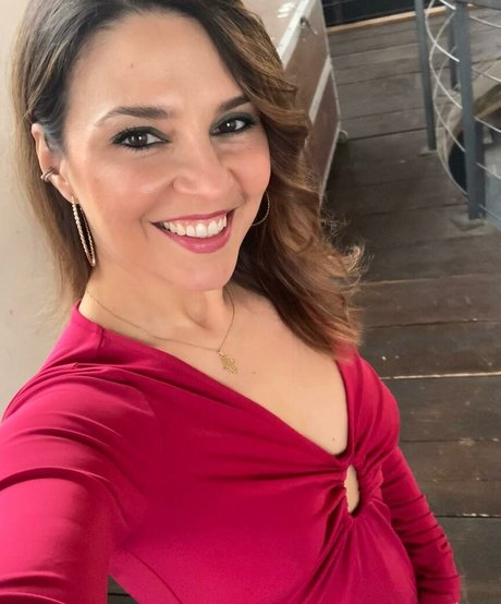 Fatma Mittler Solak hd star gallery