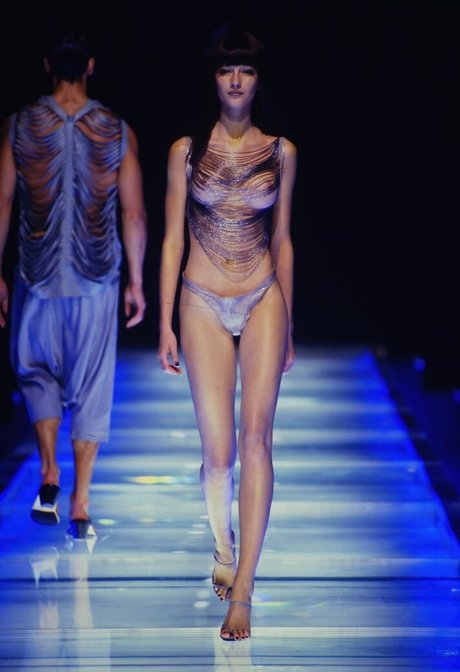 Gisele Bundchen art star img