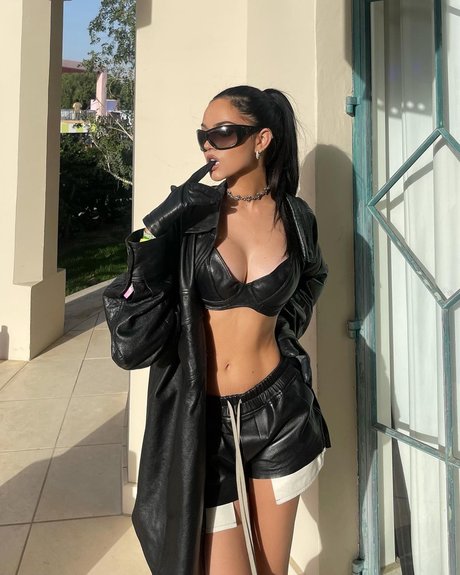 Maggie Lindemann beautiful model pics