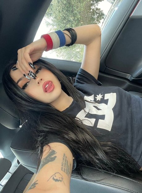Maggie Lindemann sex star photo