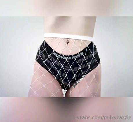 milkycazzie hot pornstar picture