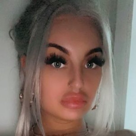 Cole97x pornstar pretty picture