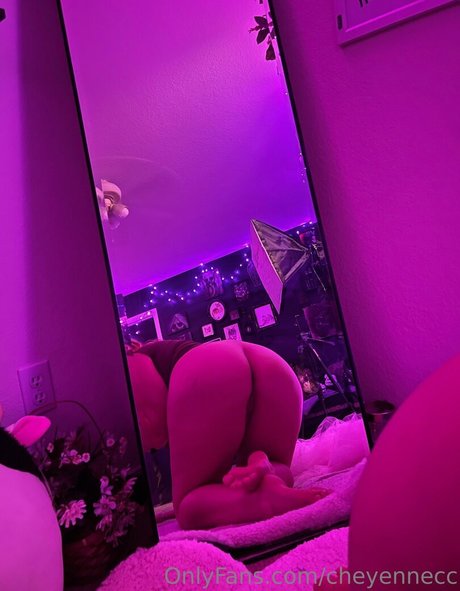 cheyennecc naked model images
