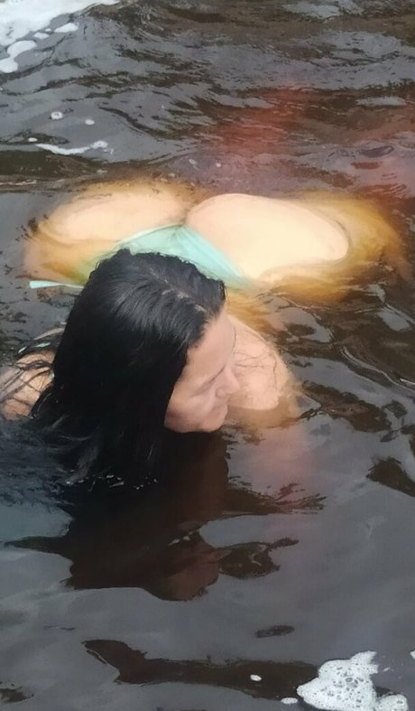 Marlene Soares hot actress pic