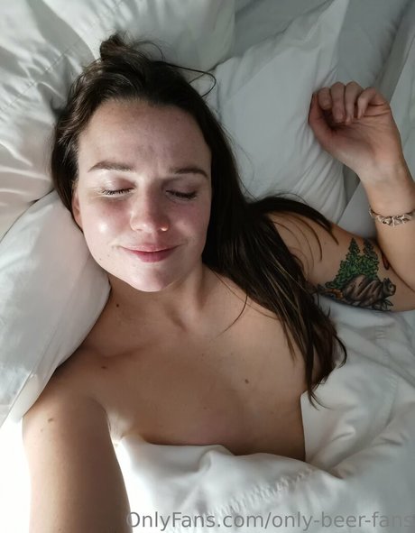 only beer fans pornstar top image