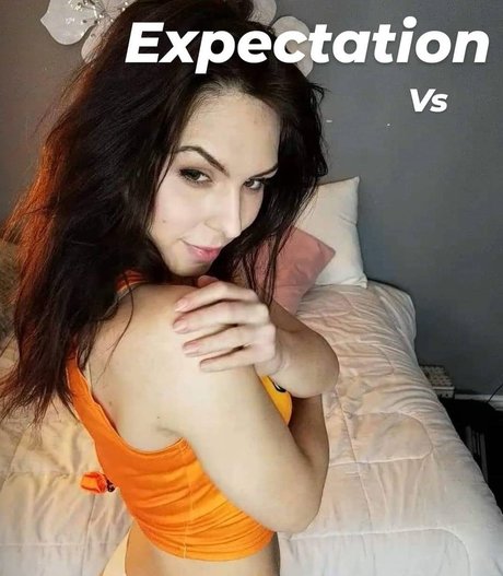 Ciny looney model xxx picture