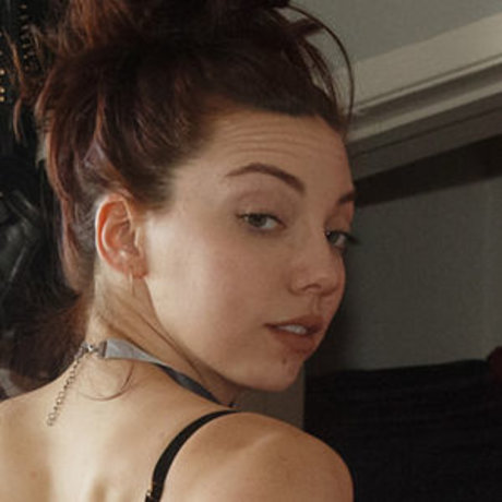 kitty xxx onlyfans pretty pics