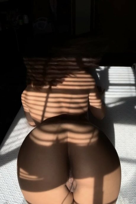 Victorias VIP exclusive model pics