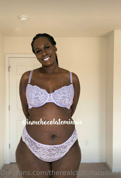 therealchocolateminnie top profile image