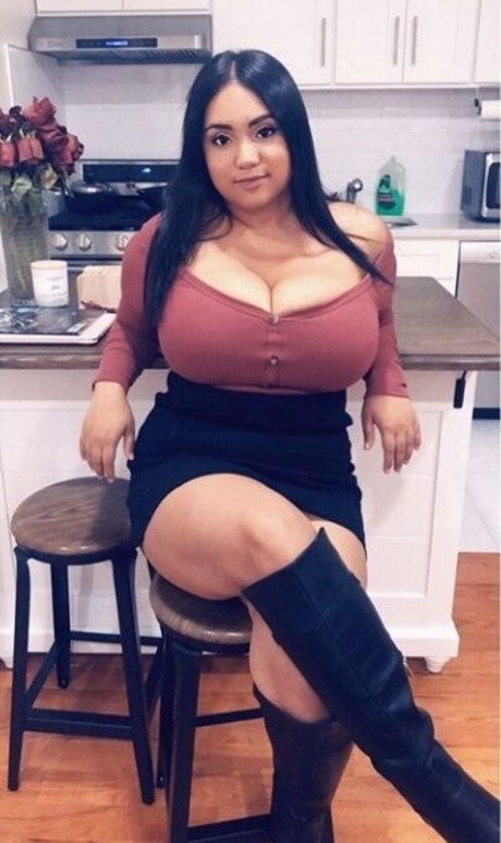 mynamesydalia model pornographic photos