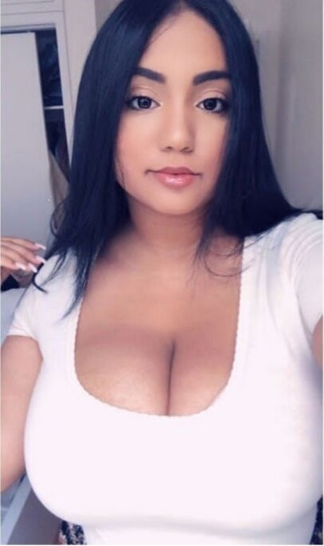 mynamesydalia model beautiful images
