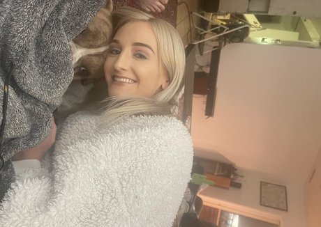 tallielorain hd pornstar image