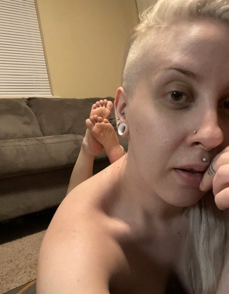 acoalminecanary model porn pics