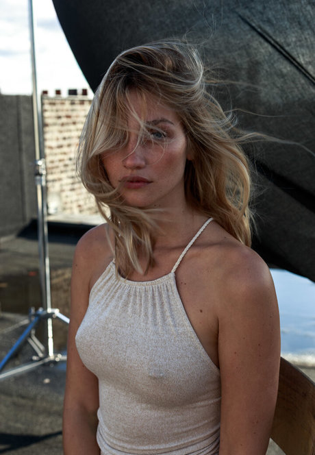 Marine Dauchez erotic actress images