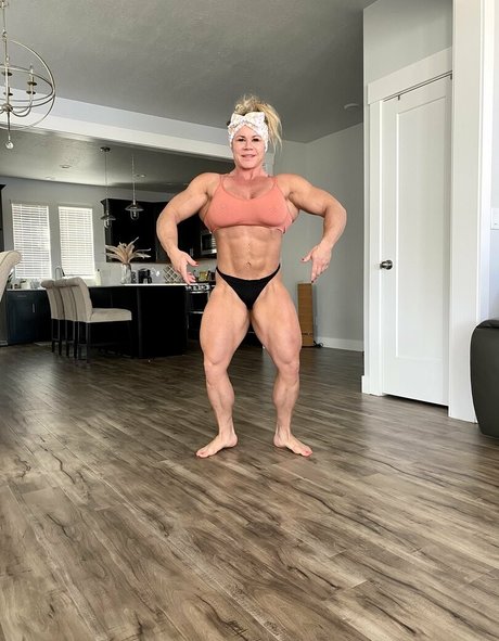aleeshayoung erotic actress archive