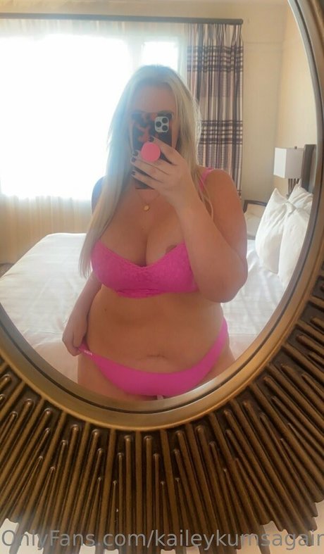 moms onlyfans free nude images