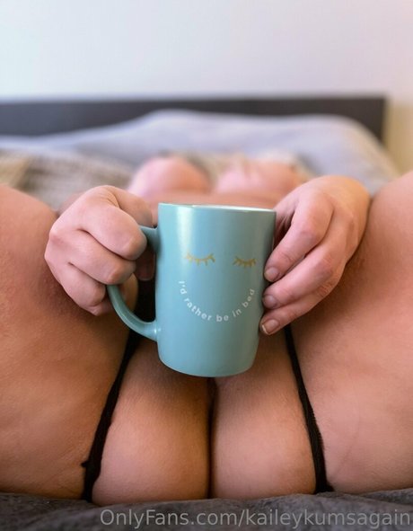 kaileykumsagain pornstar nice pic