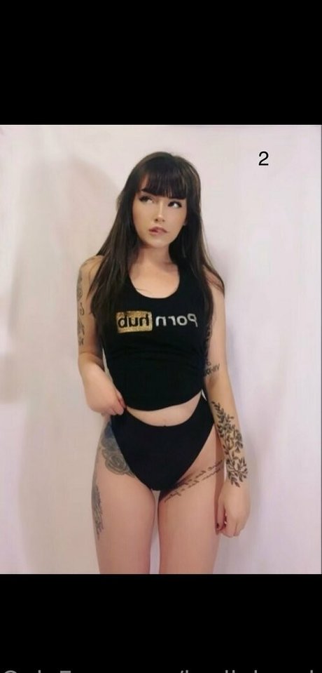 karliebrooks pretty pornstar image