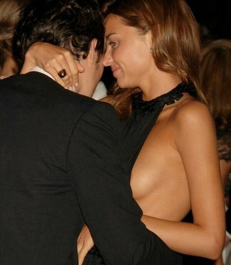 Miranda Kerr art star picture