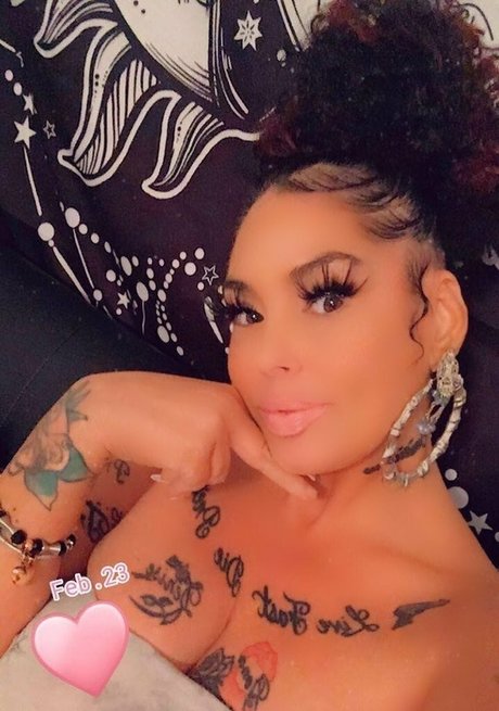 hottest trans onlyfans free nude pics