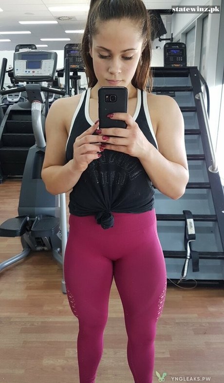 Toni Paras hot pornstar pics