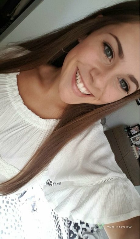 Toni Paras sex actress photos