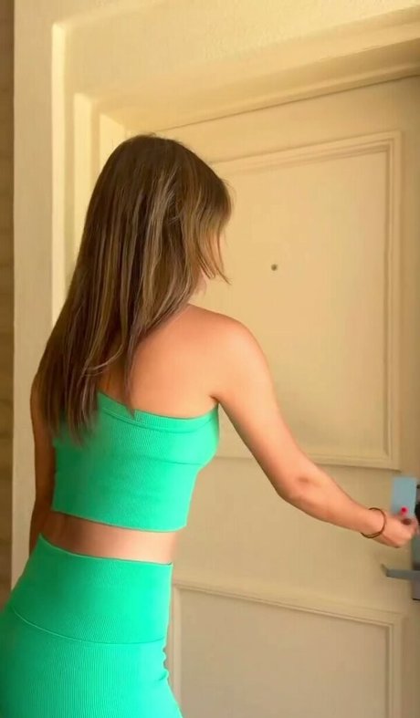 Madison Reed model nudes archive