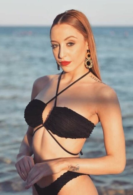 Maltese Girls nude actress img