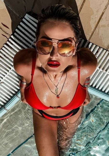 model onlyfans art naked pictures