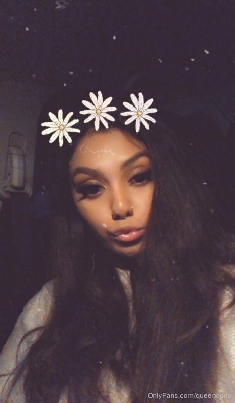 queencurls nice pornstar pic