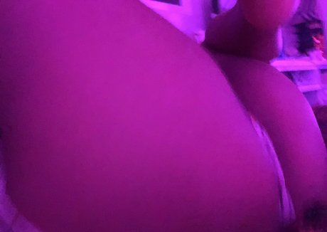 queencurls nude star photos