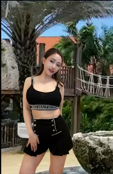 asiansora sexy model photos