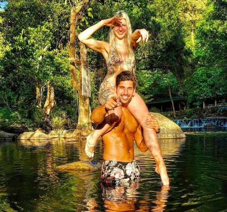 Farbenfuchs pornstar beautiful pic