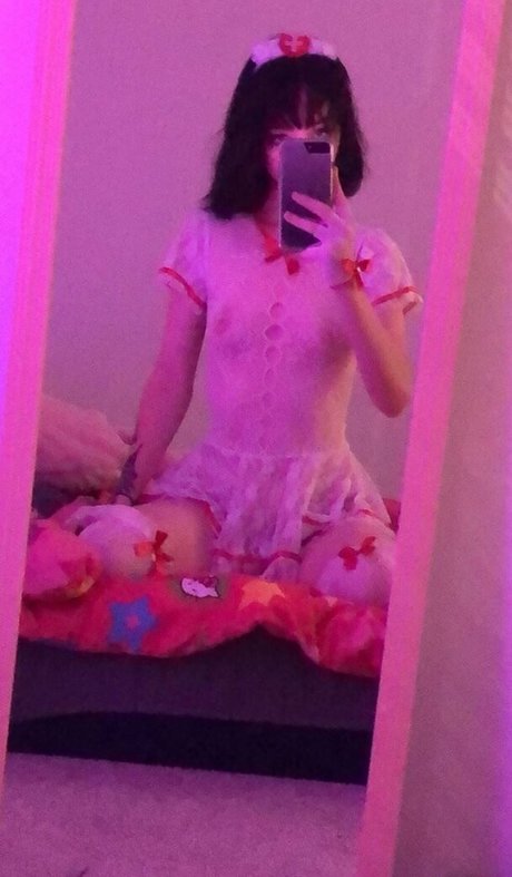 Little Pet pornstar photos