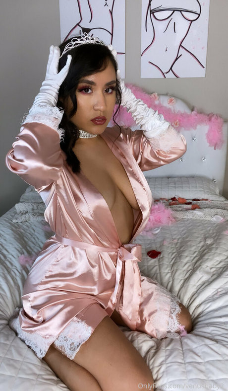 venusbaby2 pornstar erotic photo